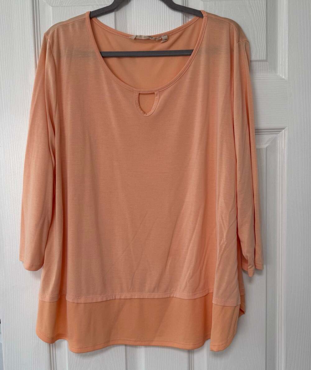 Soft Surroundings Women's Peach Orange Keyhole Top Size 2X